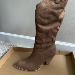 Brown Suede Women's Boots